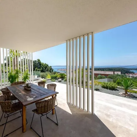 Willa Luxury With A Swimming Pool Palit, Rab - 22153