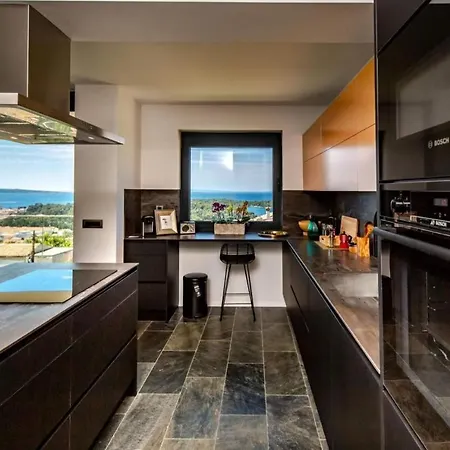 Luxury With A Swimming Pool Palit, Rab - 22153 Rab Town