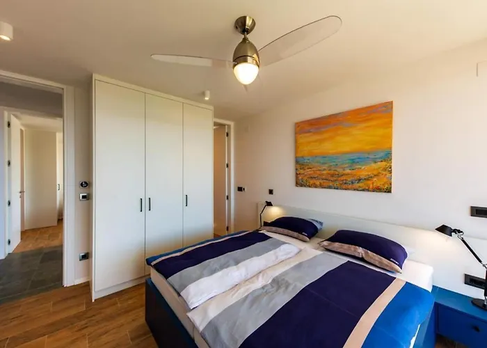 ヴィラ Luxury With A Swimming Pool Palit, Rab - 22153 ラブ